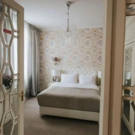 Vila Cornelia Bucarest Esterno foto