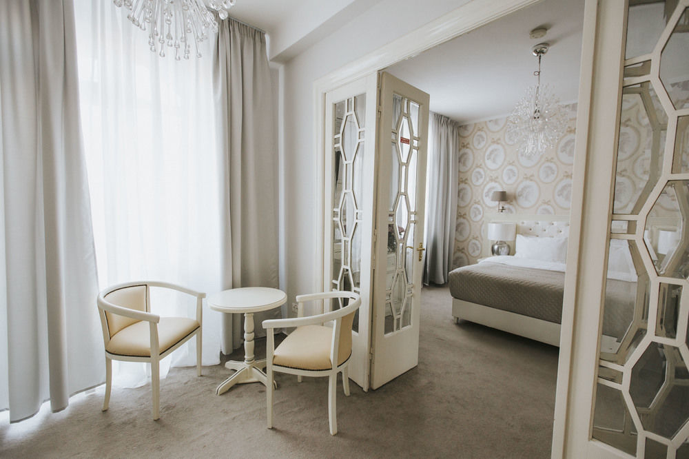 Cornelia Hotel 3*